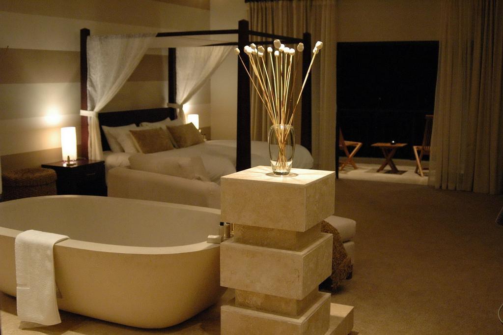 Lodge On The Lake And Wellness Spa 윌더니스 객실 사진