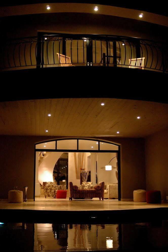 Lodge On The Lake And Wellness Spa 윌더니스 외부 사진