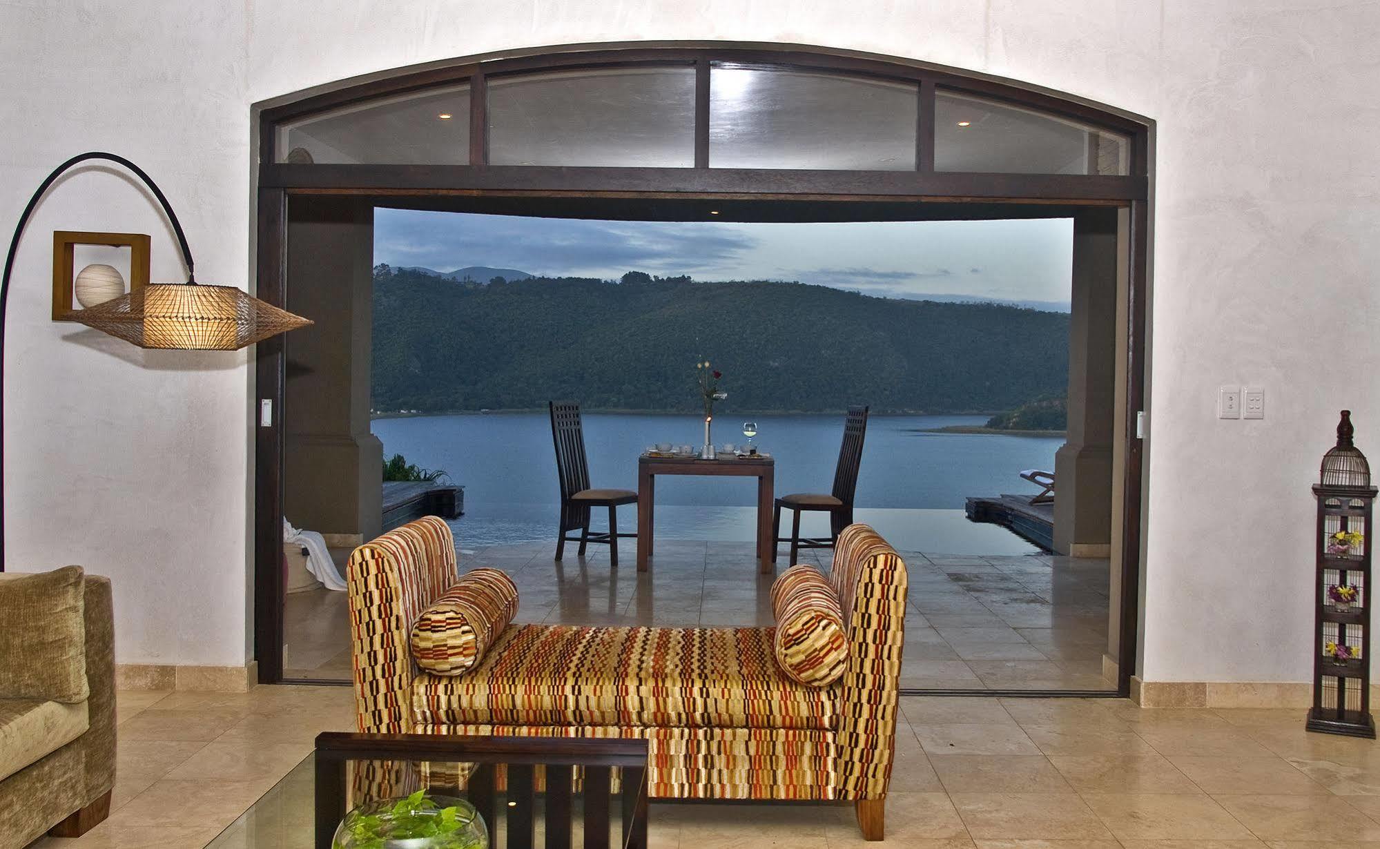 Lodge On The Lake And Wellness Spa 윌더니스 외부 사진